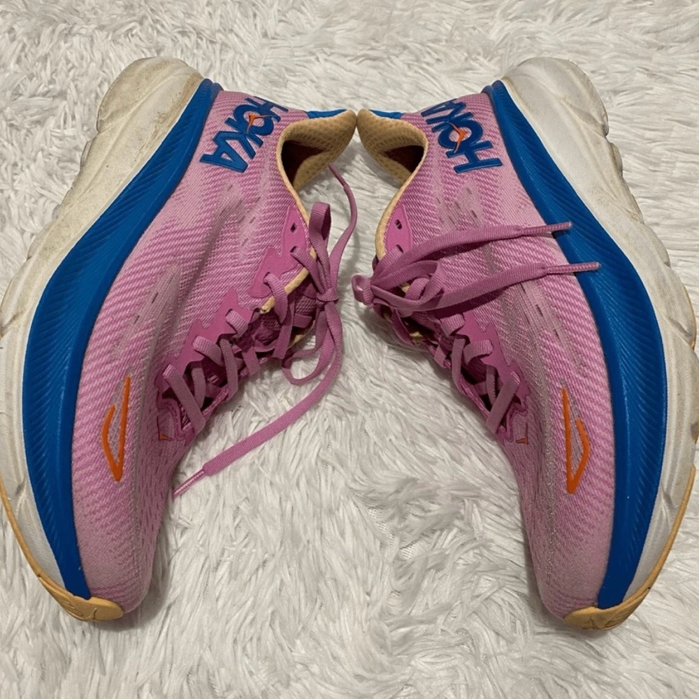 Hoka Women's Clifton 9 Lilac Pink and Blue Running Shoes - Picture 2 of 7